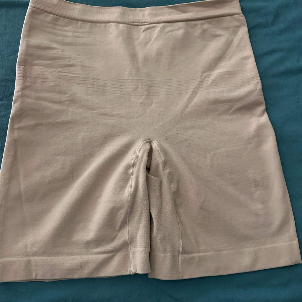 Confident And Beautiful Body Shapers Short Confident And Beautiful Body Shapers Short